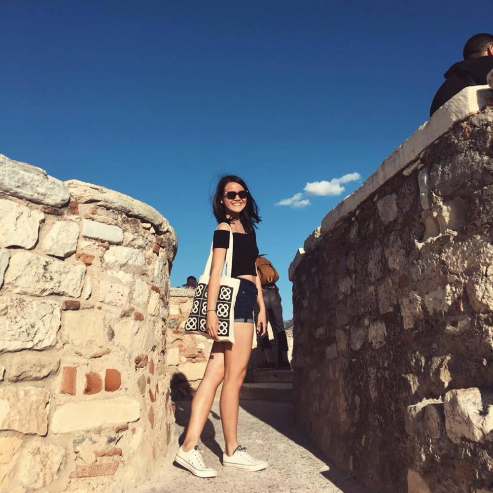 Meet your Posher, Beatrice